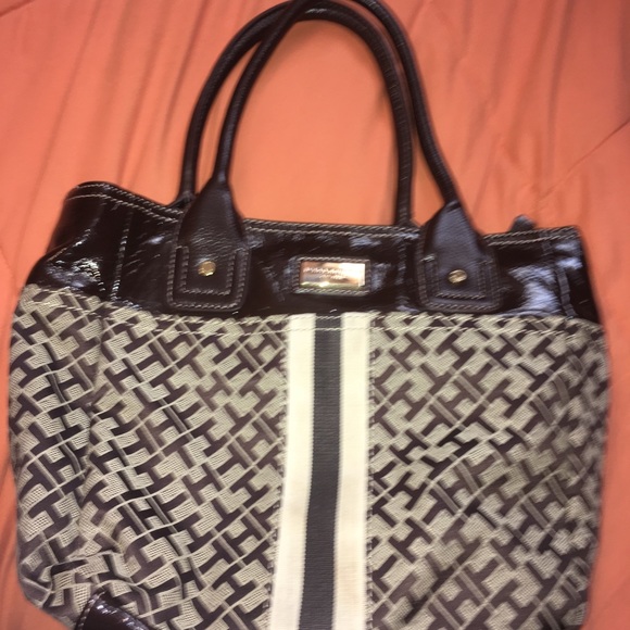 Tommy Hilfiger medium size bag - Picture 3 of 4